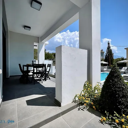 Magic Kefalonia Aparthotel 4*